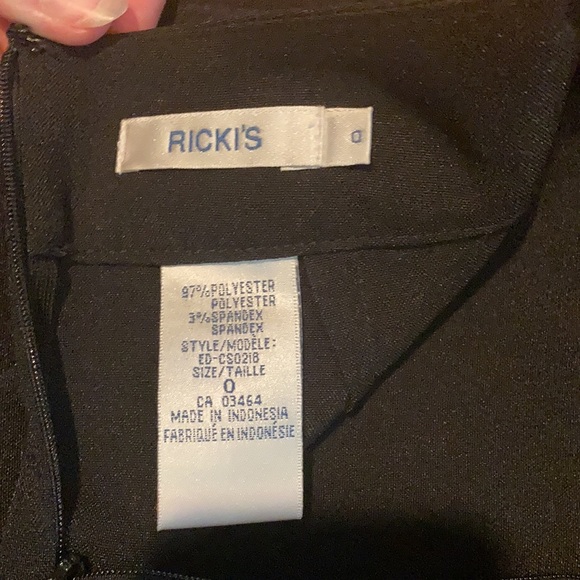 Like new black dress skirt - Picture 4 of 4